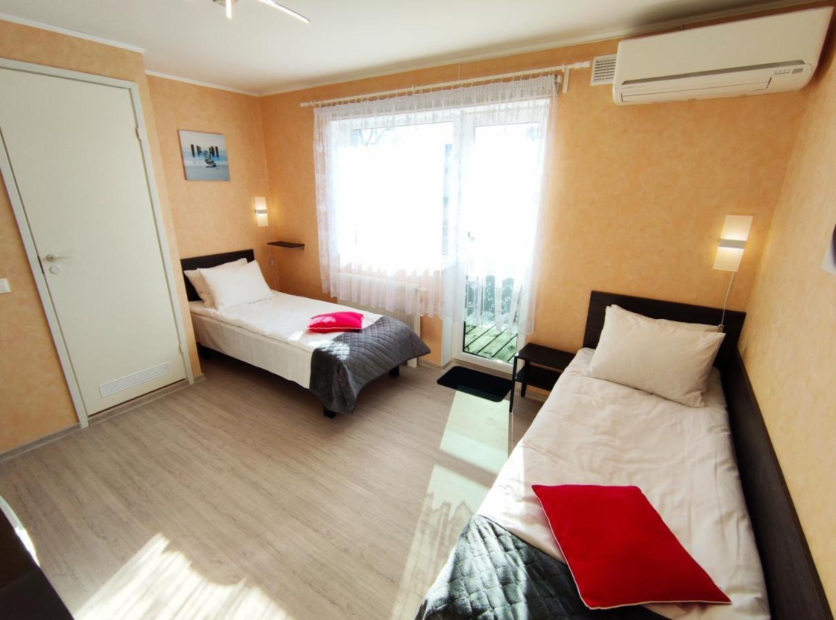 Aisa Guesthouse Parnu Bagian luar foto